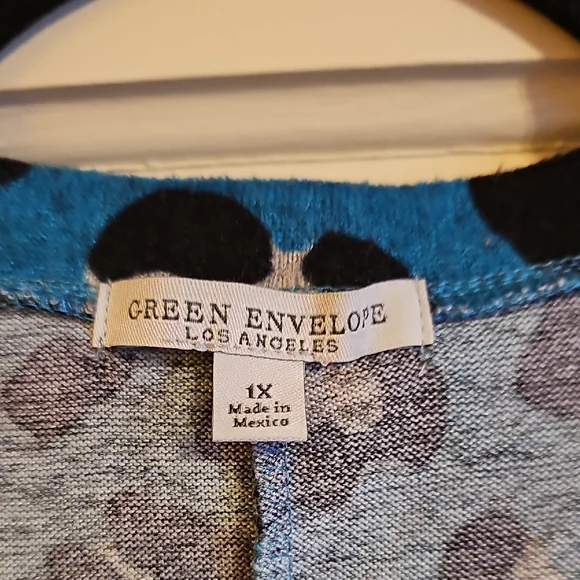 Green Envelope Teal and Black Leopard Print Long Sleeve Top - Picture 2 of 5